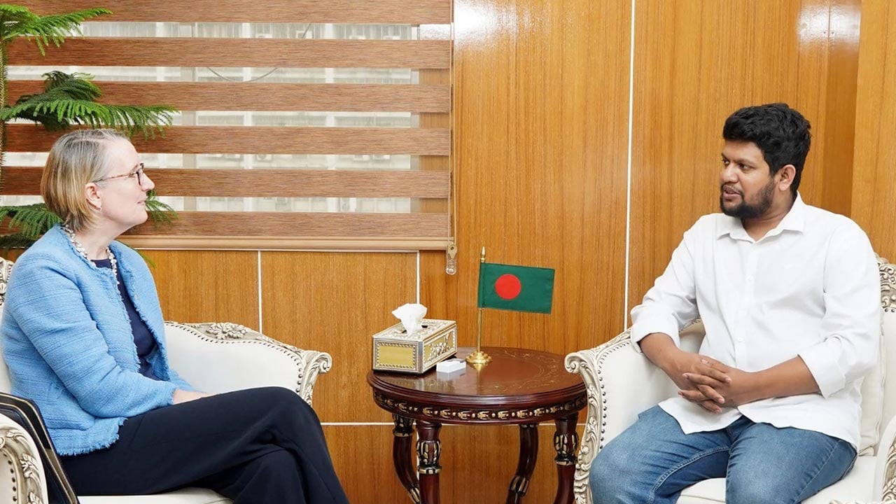 কমিশনের সুপারিশে গণমাধ্যমে বেশ কিছু সংস্কার উদ্যোগ: তথ্য উপদেষ্টা