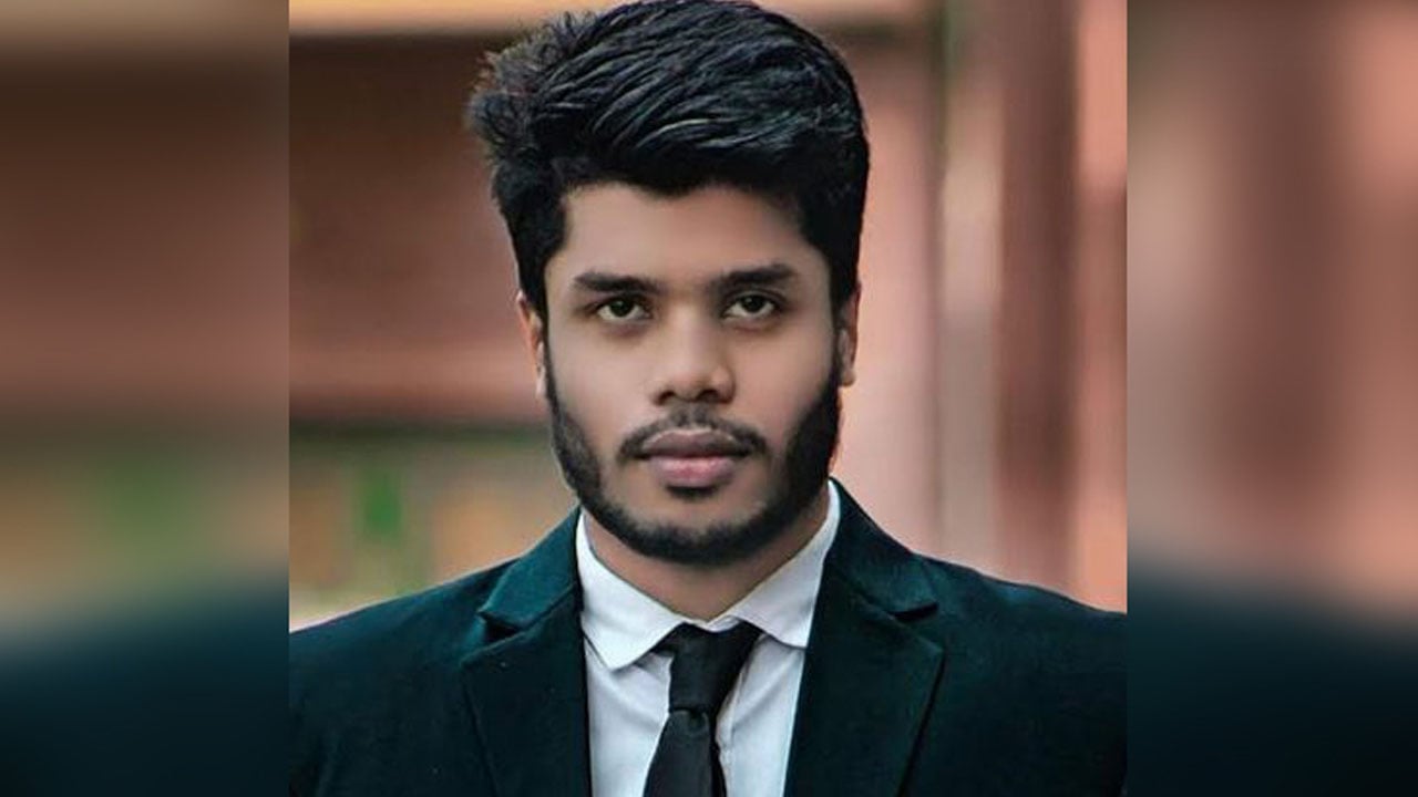 আমার ভাইয়ের মাথার পেছন দিক দিয়ে গুলি ঢুকে বাম চোখের ওপর দিয়ে বেরিয়ে যায়