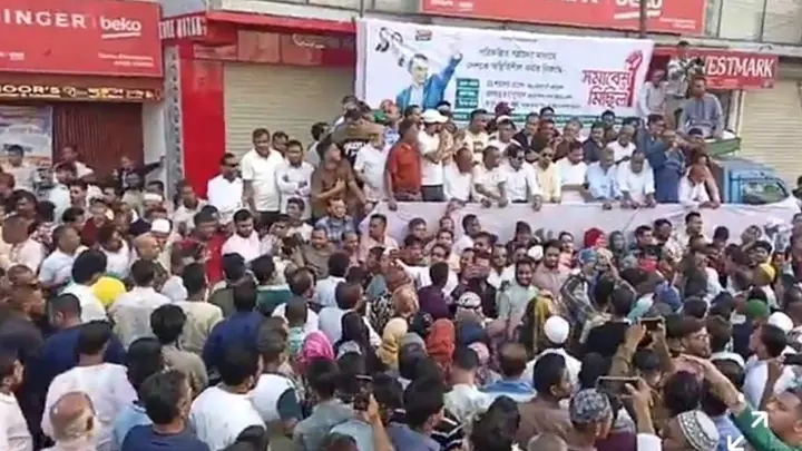ডিসেম্বরে হাসিনা এলেও জনগণ ফাঁসির রশি দিয়ে স্বাগত জানাবে: চসিক মেয়র