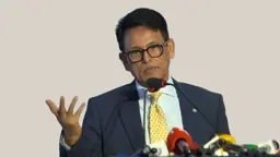 বক্তব্যে ‘ট্রান্সজেন্ডার’ শব্দ ব্যবহারের ব্যাখ্যা দিলেন শিক্ষামন্ত্রী