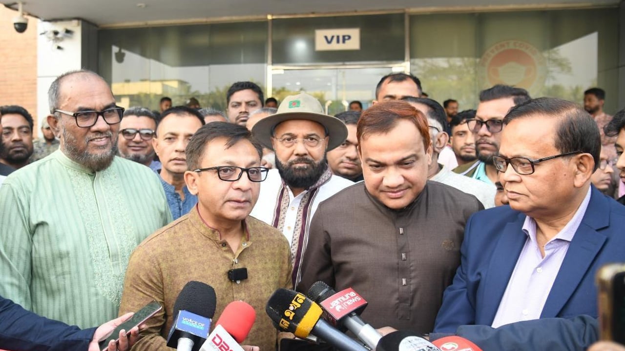 রমজানে বাজার স্থিতিশীল রাখার জন্য পর্যাপ্ত মজুত আছে: বাণিজ্যমন্ত্রী