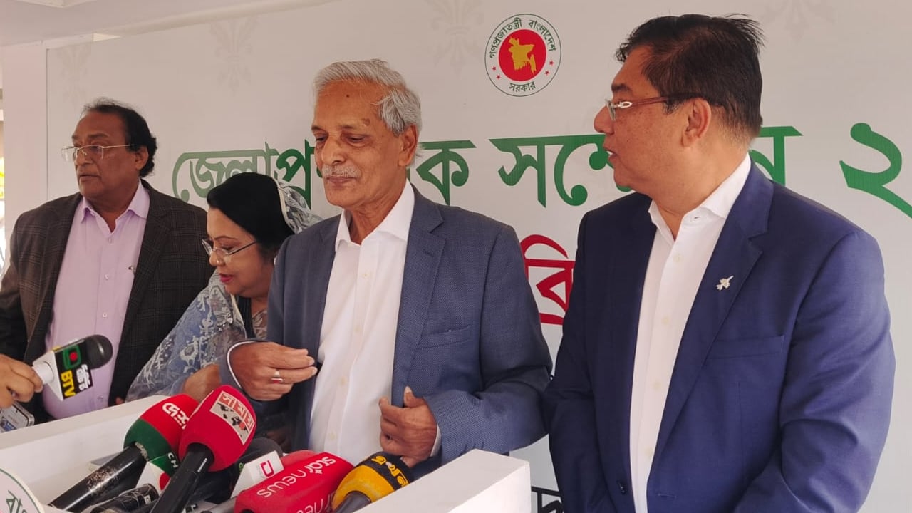 ডিসিদের নতুন করে প্রত্নতত্ত্ব অনুসন্ধানের পরামর্শ সংস্কৃতিমন্ত্রীর