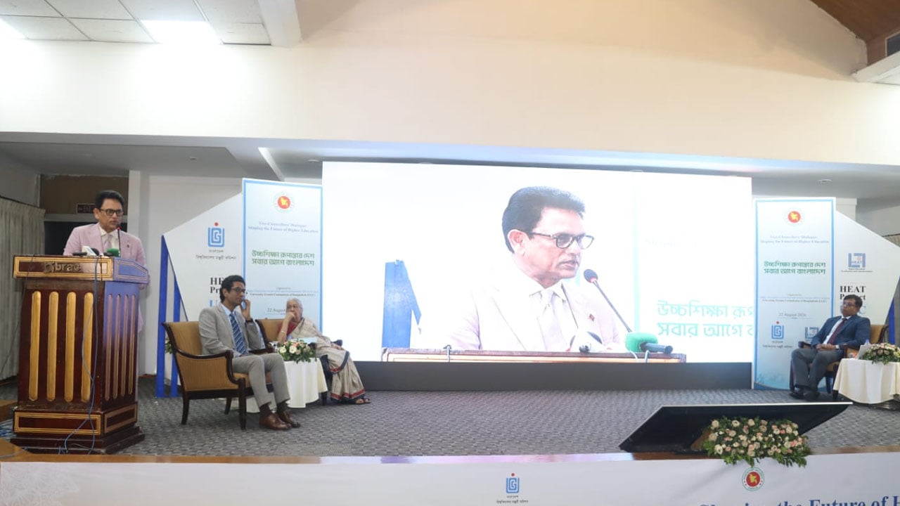 দেশে পোস্টগ্রাজুয়েট বিশ্ববিদ্যালয় প্রতিষ্ঠার উদ্যোগ নেওয়া হবে: শিক্ষামন্ত্রী