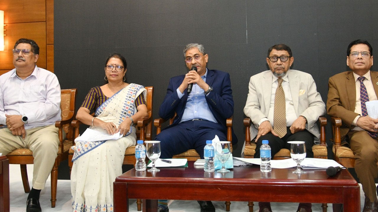 জলবায়ু সহনশীল পানি ব্যবস্থাপনা গড়তে কাজ করছে সরকার: পানিসম্পদমন্ত্রী

