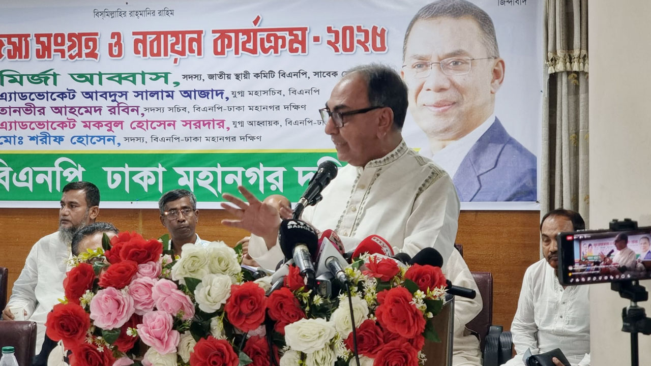 বড় সমাবেশ করে ভুল বার্তা না ছড়ানোর অনুরোধ মির্জা আব্বাসের