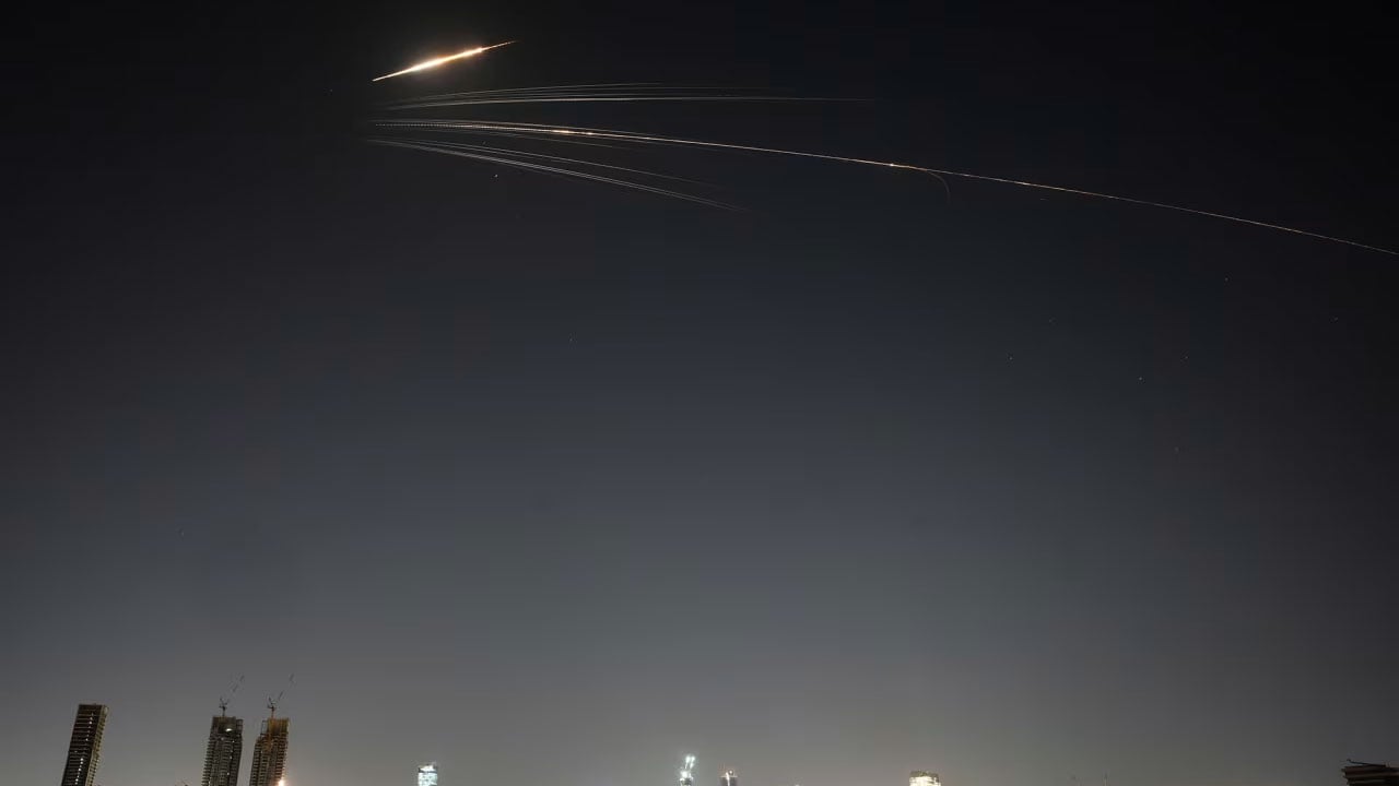 আগে কখনো ব্যবহৃত হয়নি এমন অস্ত্র ব্যবহার করছে ইরান: সেনাবাহিনীর মুখপাত্র