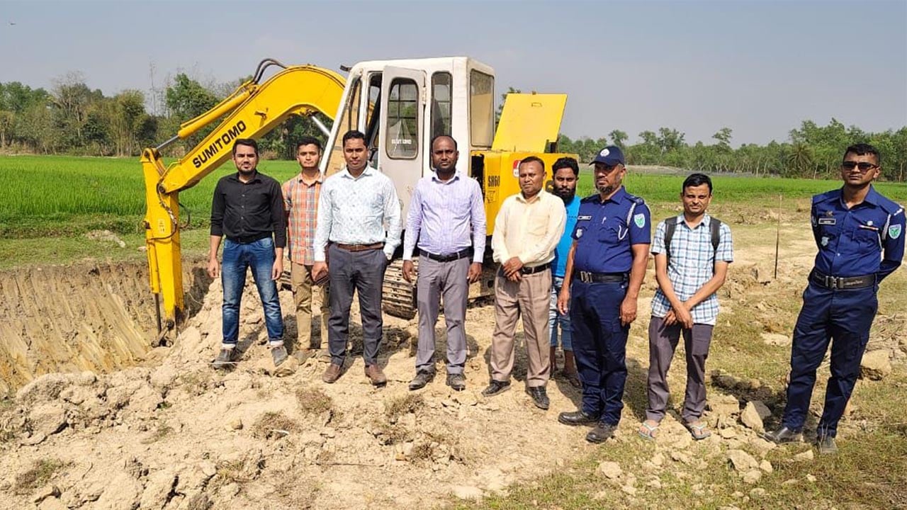 মাধবপুরে অবৈধভাবে মাটি কাটার দায়ে ভ্রাম্যমাণ আদালতের জরিমানা