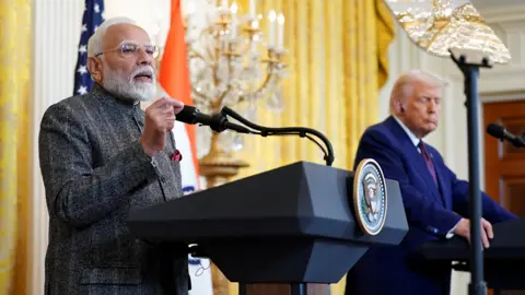 ট্রাম্পের নীতিতে এবার প্রকাশ্যে সরব মোদির ভারত