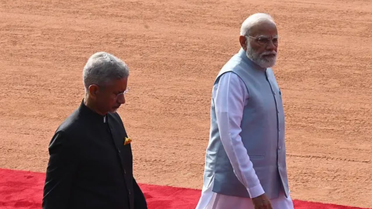 ‘পাকিস্তানকে বিচ্ছিন্ন করতে চেয়ে ভারতকেই একঘরে করে ফেলেছেন মোদি’