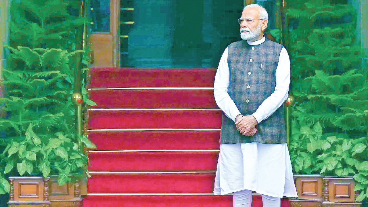 অর্থহীন হয়ে গেছে ভারতের কৌশলগত স্বায়ত্তশাসন