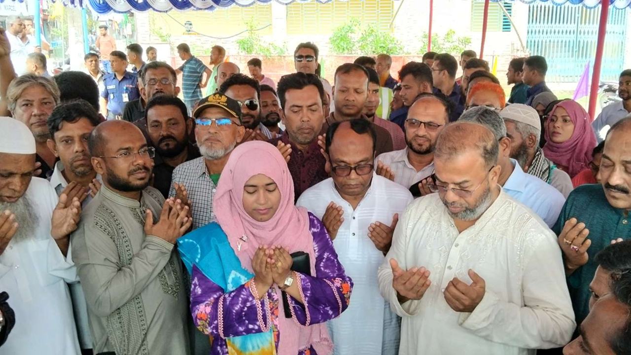 মোংলায় পোর্ট পৌর ভবনের ভিত্তিপ্রস্তর স্থাপন