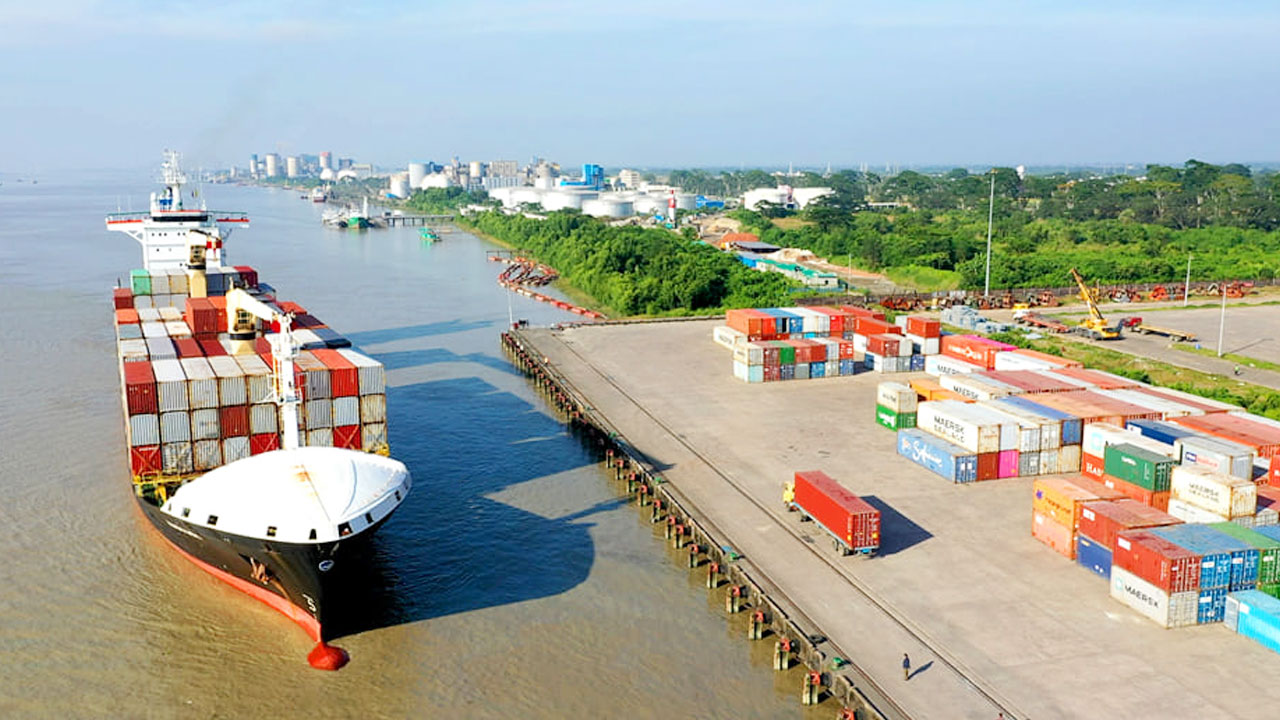 ইন্ডিয়া আউট, বড় বিনিয়োগ চীনের