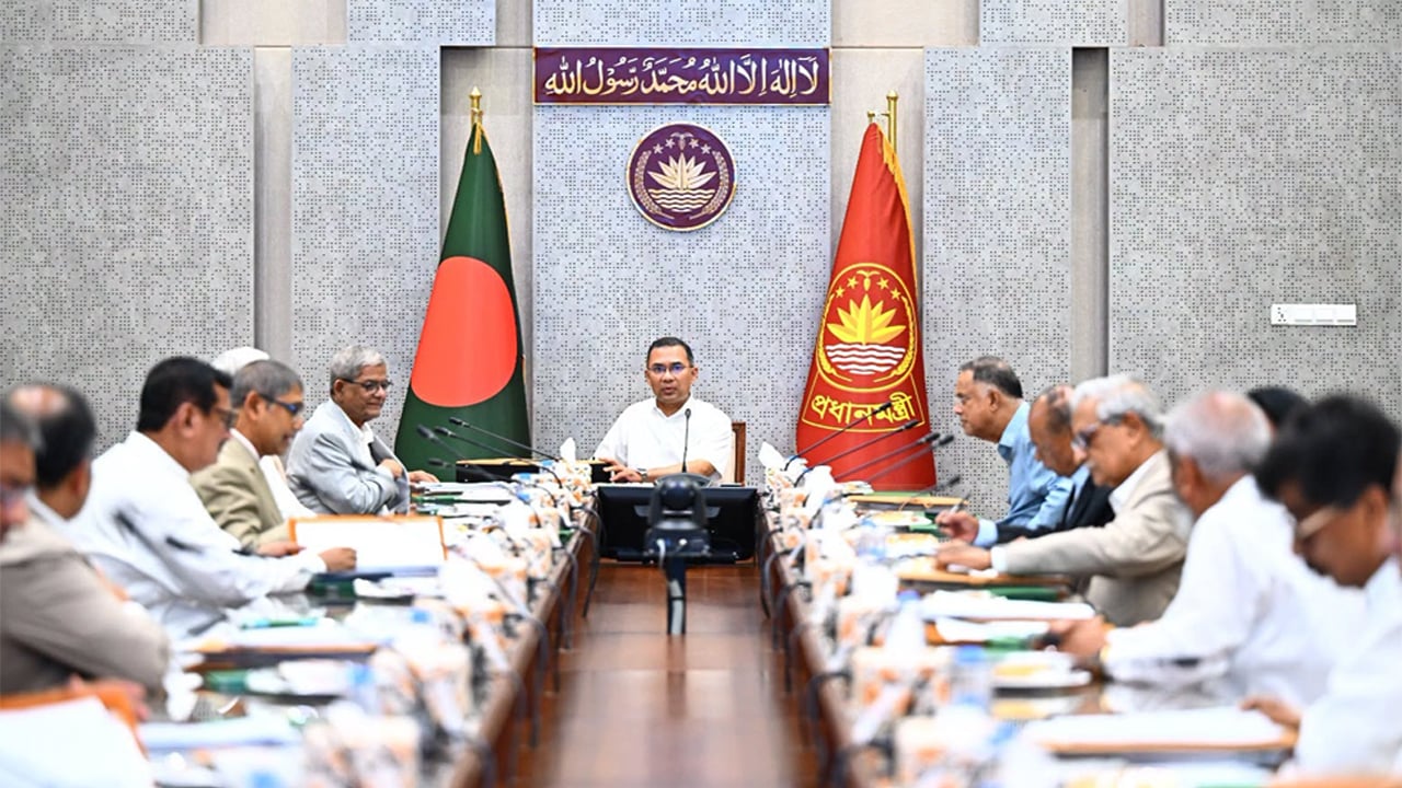 মন্ত্রিসভায় রদবদলের আলোচনা তুঙ্গে