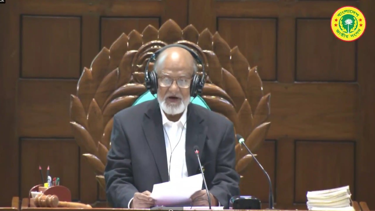 মোশাররফ হোসেনের সভাপতিত্বে শুরু হলো সংসদ অধিবেশন