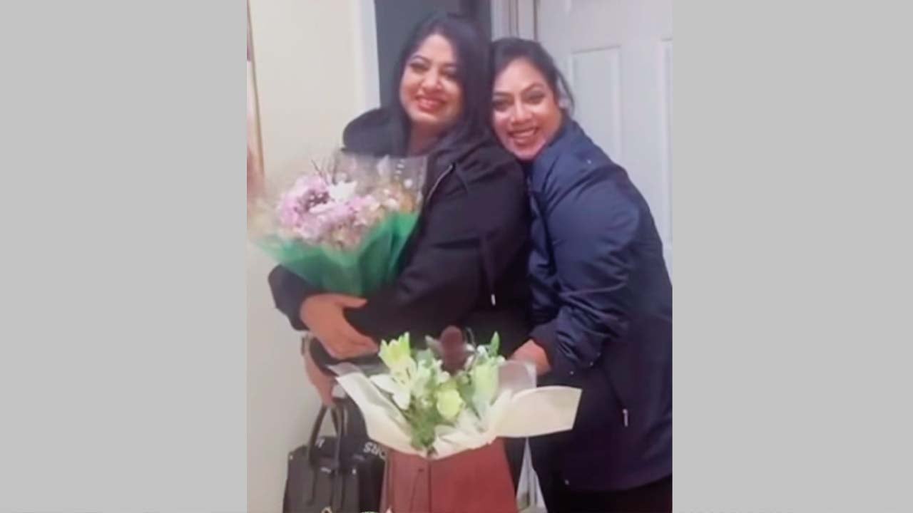 মৌসুমীকে কাছে পেয়ে আবেগাপ্লুত শাবনূর