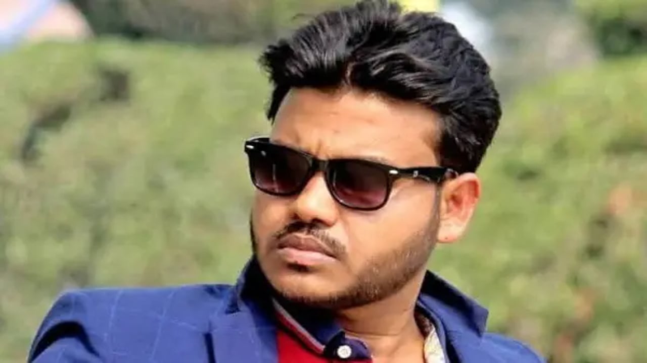 নামাজ শেষে বাড়ি ফেরার পথে ছুরিকাঘাতে চিকিৎসক নিহত