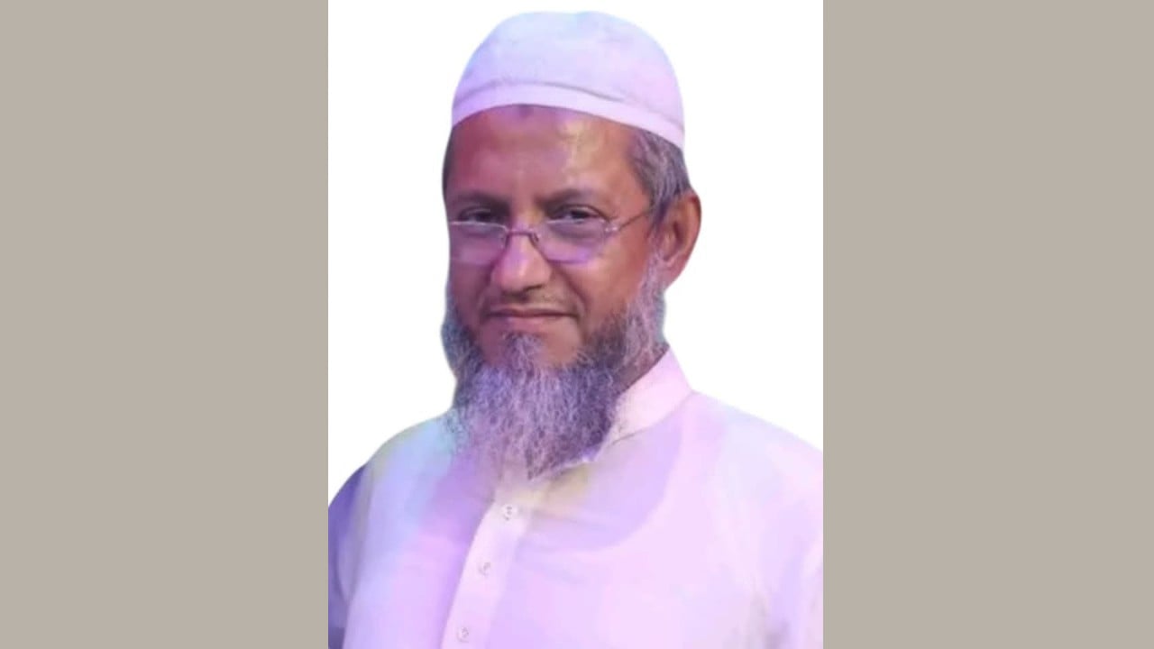 বিভেদ ভুলে আলেমদের ঐক্যের পথে হাঁটার আহ্বান মুফতি জিলানীর