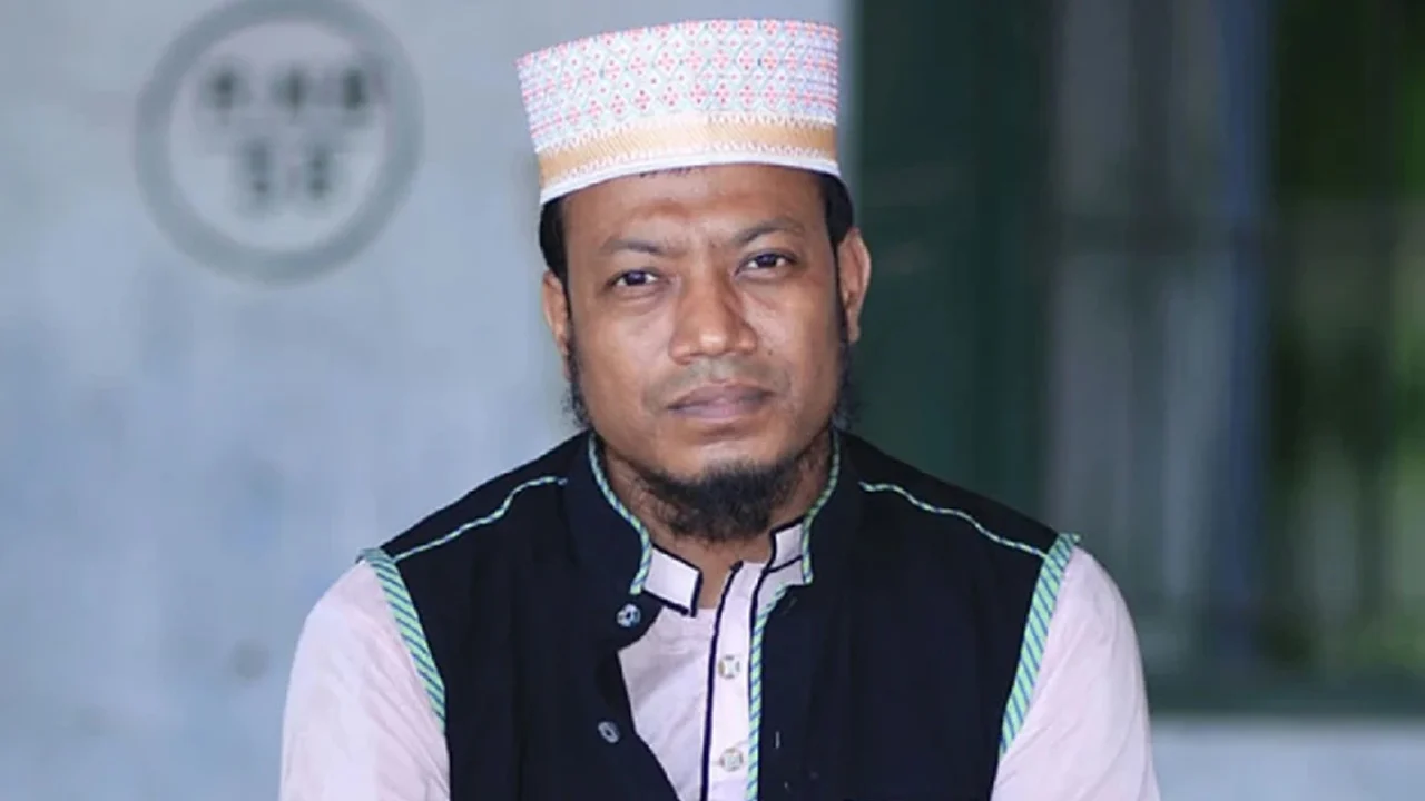 আমির হামজার বিরু‌দ্ধে বিএন‌পি নেতার মামলা