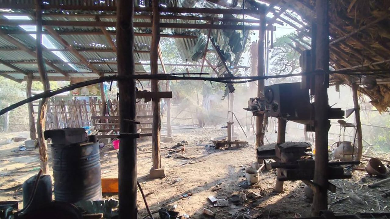 মিয়ানমারে জান্তার বিমান হামলায় নিহত ২৬