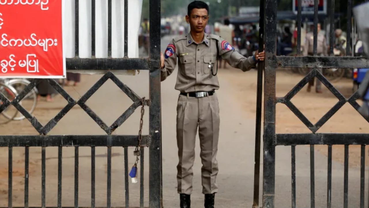 মিয়ানমারে ৩ হাজার বন্দিকে সাধারণ ক্ষমা ঘোষণা