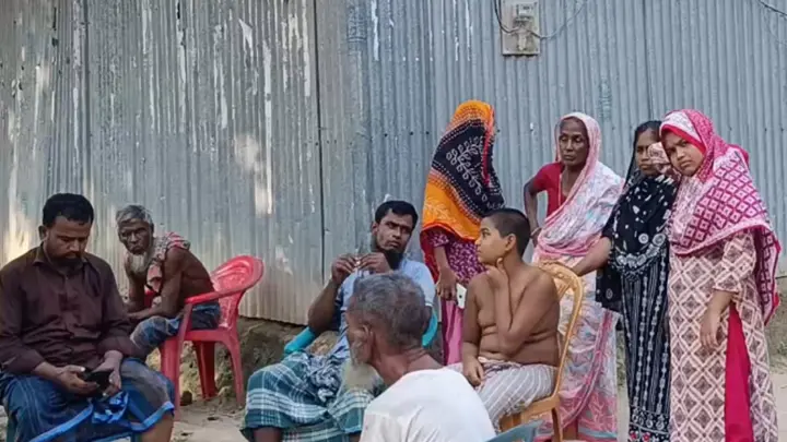 ‘আমার মা চলে যাচ্ছে, আমি কীভাবে শান্ত থাকব’