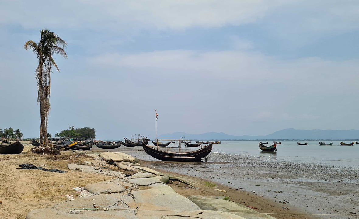 এবার ৪ রোহিঙ্গা জেলেকে অপহরণ করলো আরাকান আর্মি