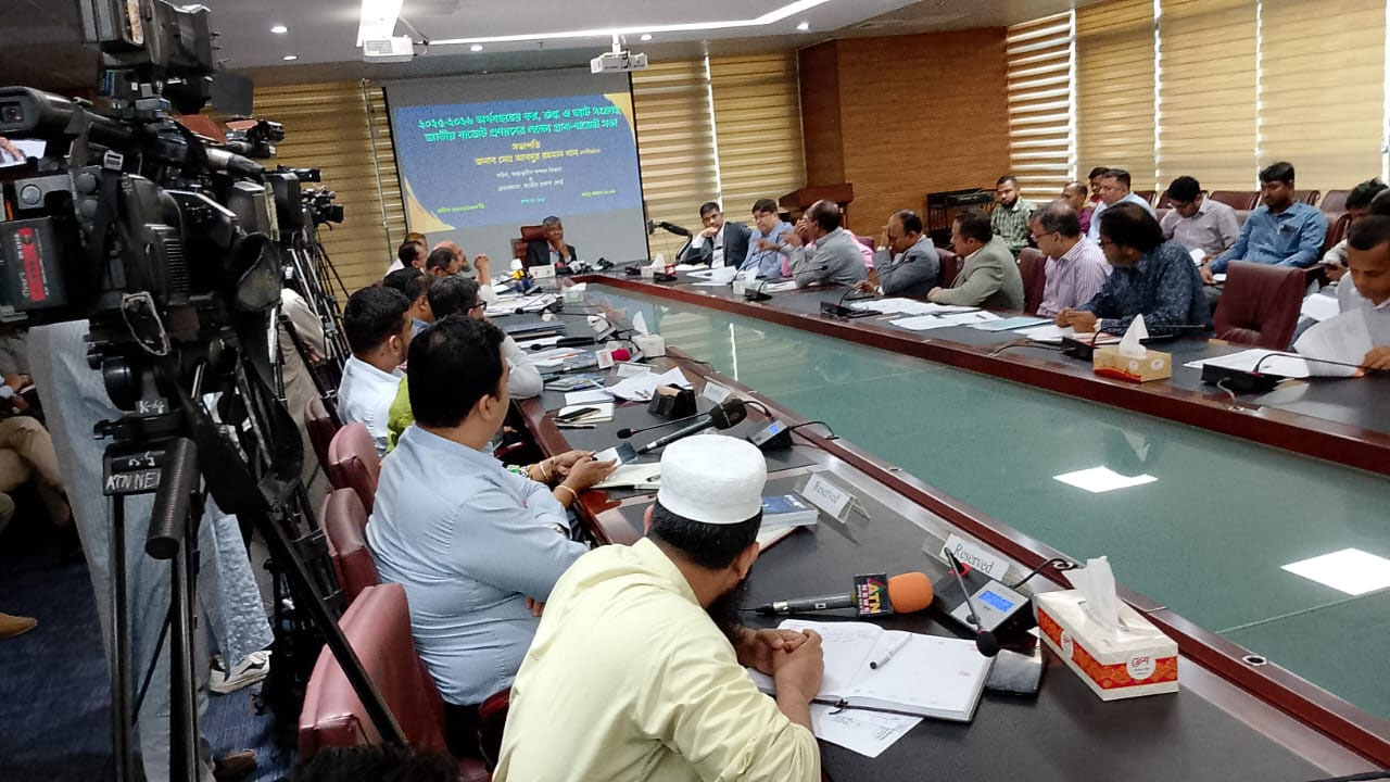 হ্রাসকৃত হারে আর আয়কর সুবিধা নয়: এনবিআর চেয়ারম্যান