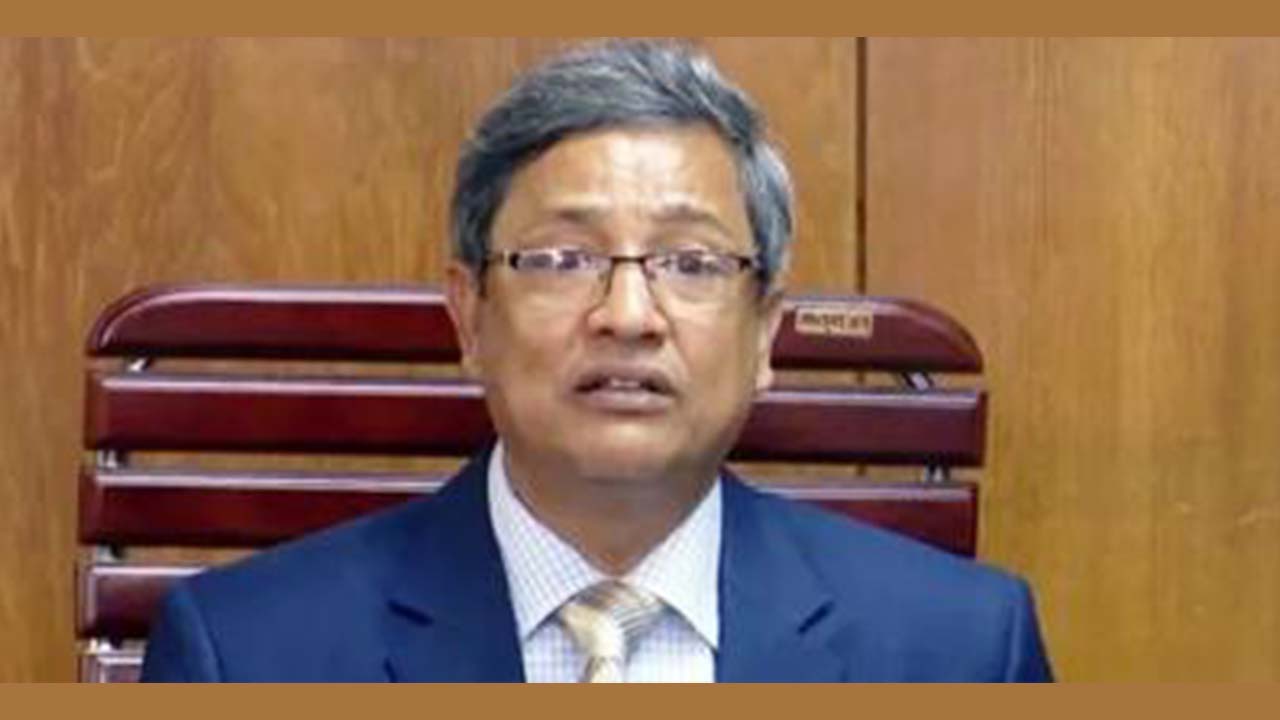 এনবিআরের সাবেক চেয়ারম্যান আবু হেনাসহ চারজনের বিদেশ গমনে নিষেধাজ্ঞা
