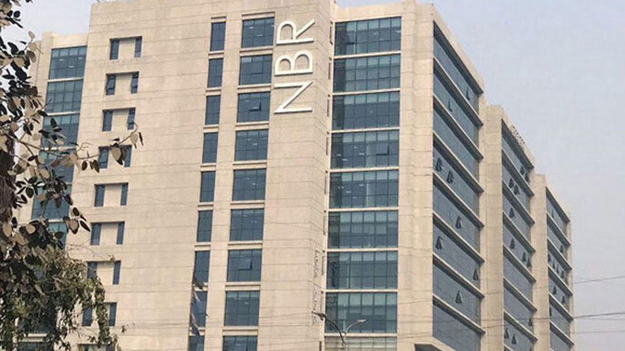 এনবিআরের ১৭ কর্মকর্তার সম্পদের হিসাব চাইলো দুদক