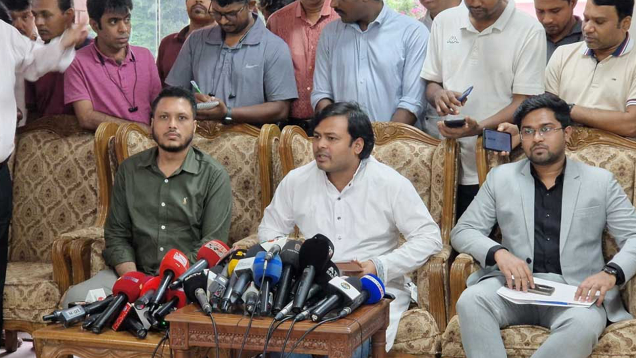 শান্তিপূর্ণ ক্ষমতা হস্তান্তরের রূপরেখা দিল এনসিপি