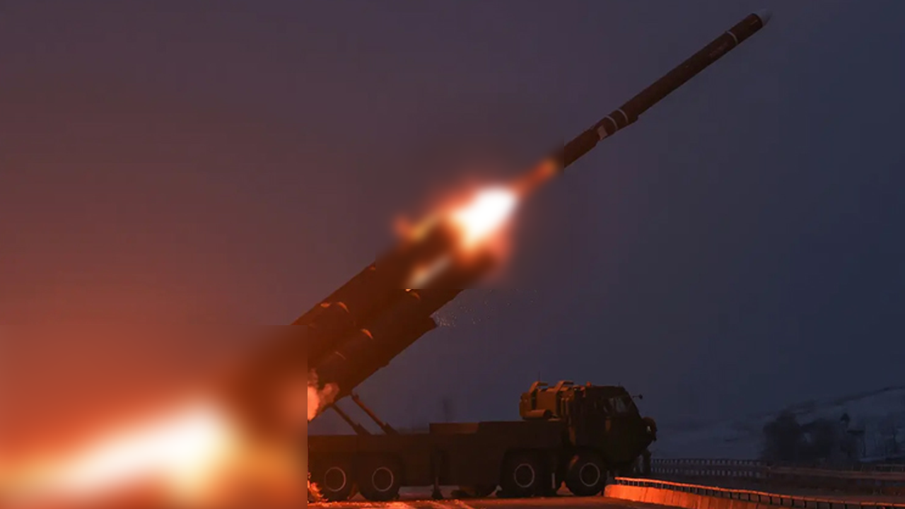 সমুদ্রে একাধিক ব্যালিস্টিক ক্ষেপণাস্ত্র নিক্ষেপ করেছে উত্তর কোরিয়া : দ.কোরিয়া