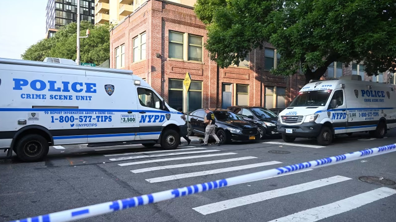 নিউইয়র্ক সিটিতে নাইটক্লাবে বন্দুক হামলায় নিহত ৩