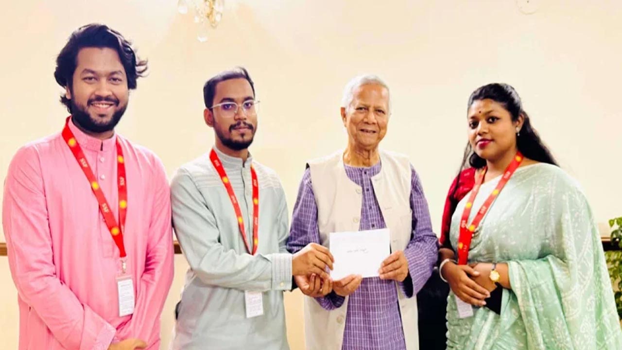 নতুন দলের আত্মপ্রকাশে প্রধান উপদেষ্টাকে আমন্ত্রণ