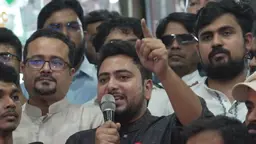 জেলা পরিষদের প্রশাসকেরা স্থানীয় সরকার নির্বাচনে অংশ নিতে পারবেন না: নাহিদ ইসলাম