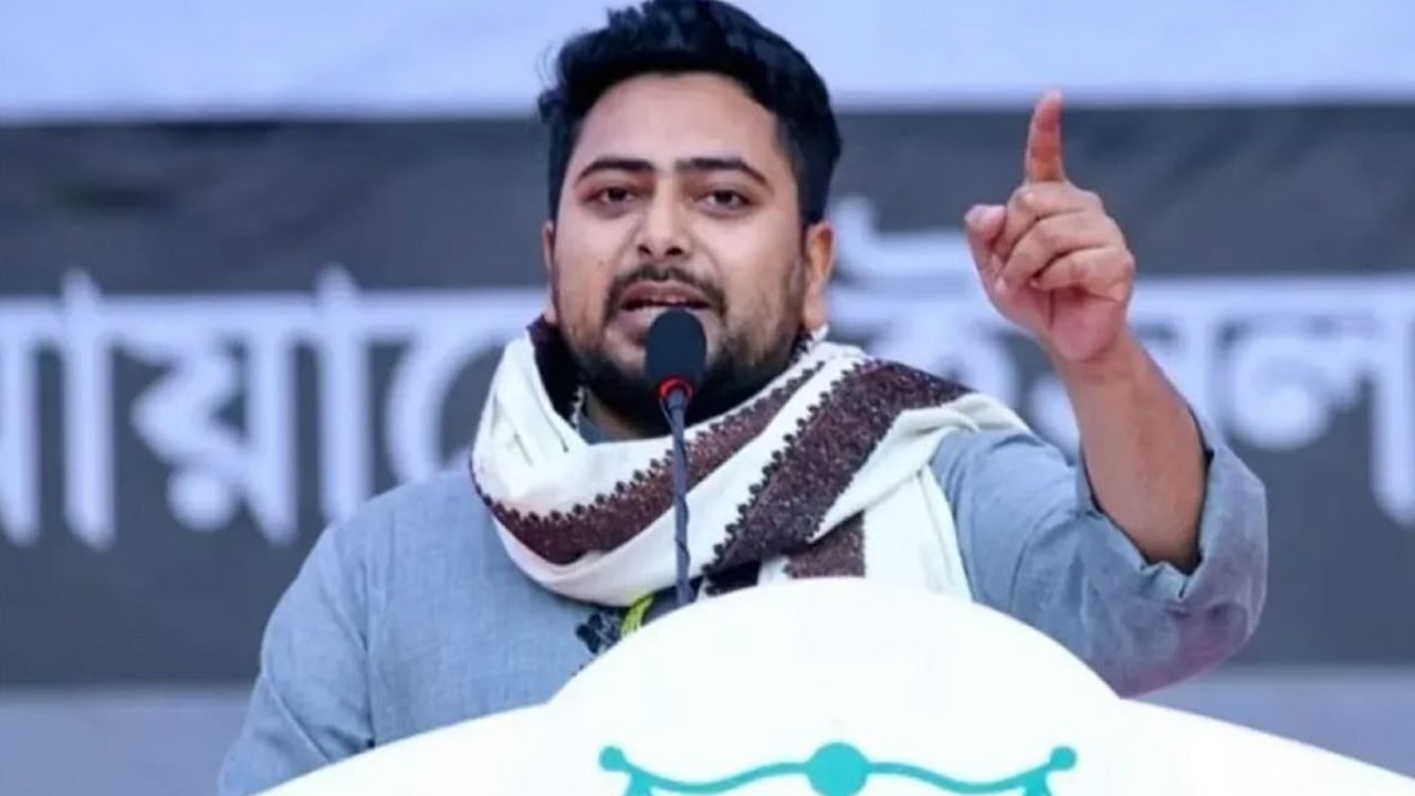 ১২ ফেব্রুয়ারি আমরা বিজয় নিয়েই ঘরে ফিরব : নাহিদ ইসলাম