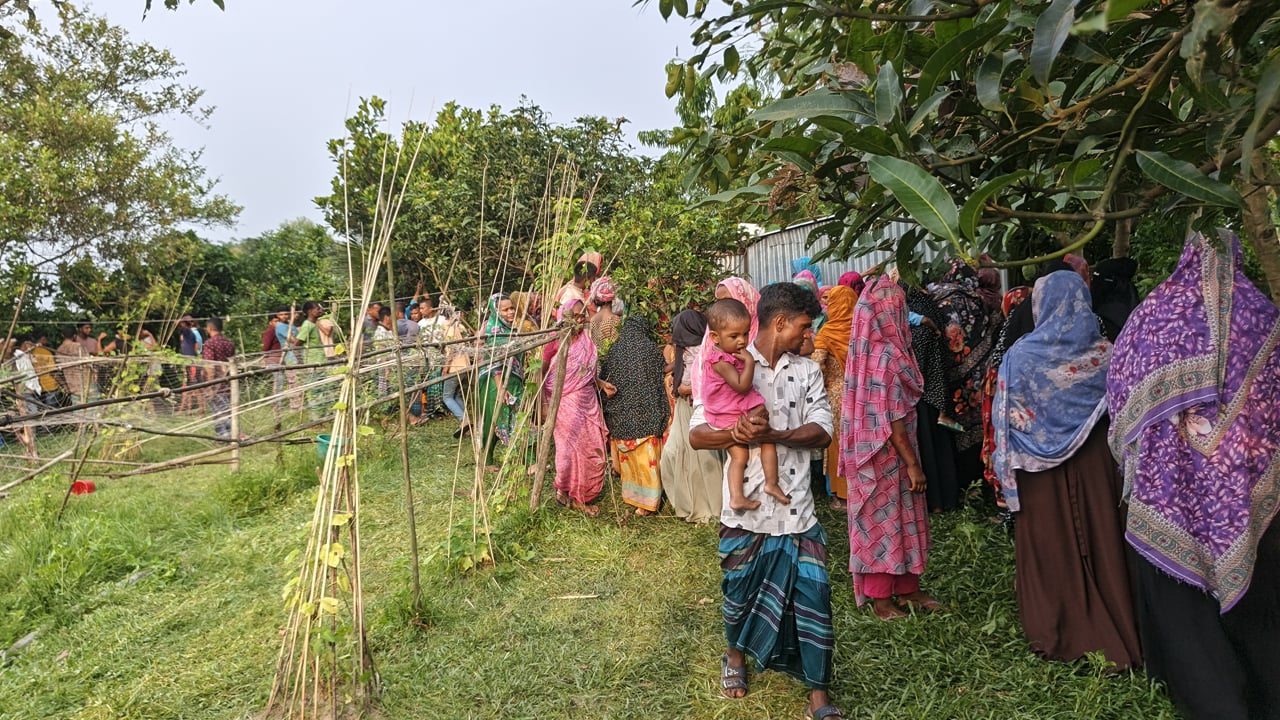 আড়াইহাজারে প্রবাসীর স্ত্রীর লাশ উদ্ধার