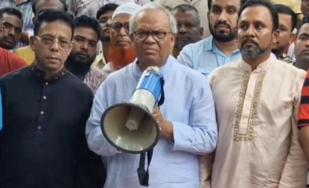 বিএনপি ক্ষমতায় এলে শহীদ পরিবারের দায়িত্ব নেবে রাষ্ট্র: রিজভী