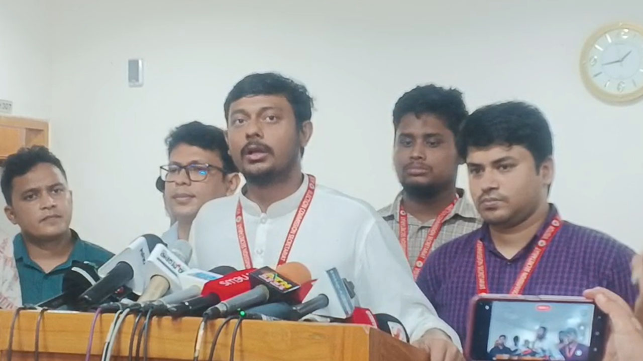 বর্তমান ইসি মেরুদণ্ডহীন, সংশোধনের সুযোগ দিচ্ছি