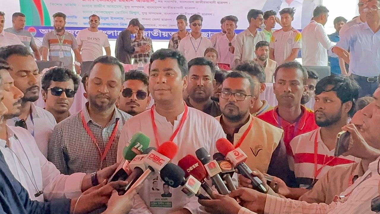 বৈষম্যবিরোধীরা রক্ষীবাহিনীর মতো আচরণ করছে: নাছির