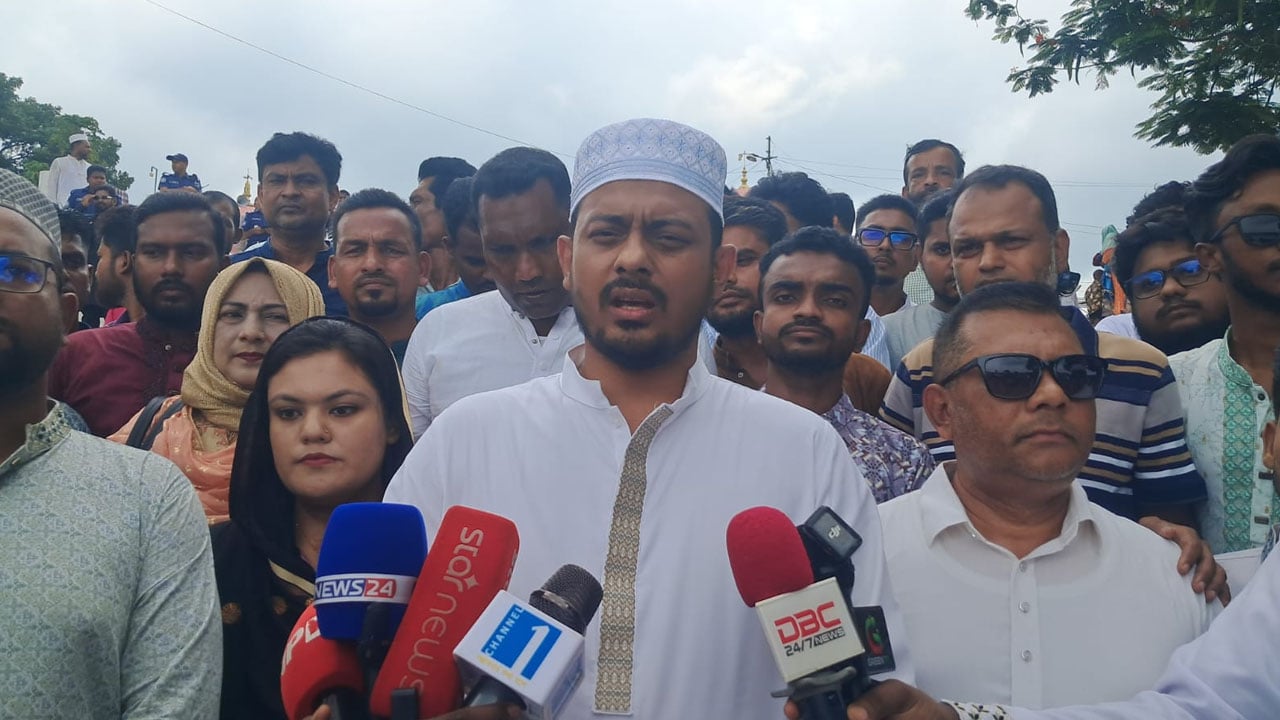 রাষ্ট্র সংস্কার প্রশ্নে সরকারকে এক একবিন্দুও ছাড় দিব না