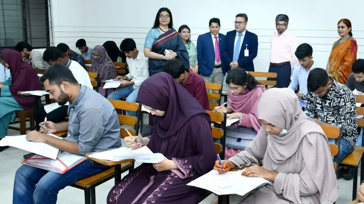জাতীয় বিশ্ববিদ্যালয়ের আন্ডারগ্র্যাজুয়েট প্রোগ্রামের ভর্তি পরীক্ষা অনুষ্ঠিত