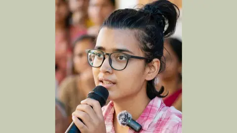বিক্ষোভ কর্মসূচি থেকে নেহা বোরা আটক