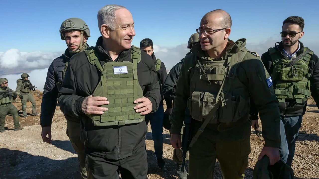 সিরিয়ার ভেতরে গিয়ে ইসরাইলি সেনাদের সঙ্গে নেতানিয়াহুর সাক্ষাৎ