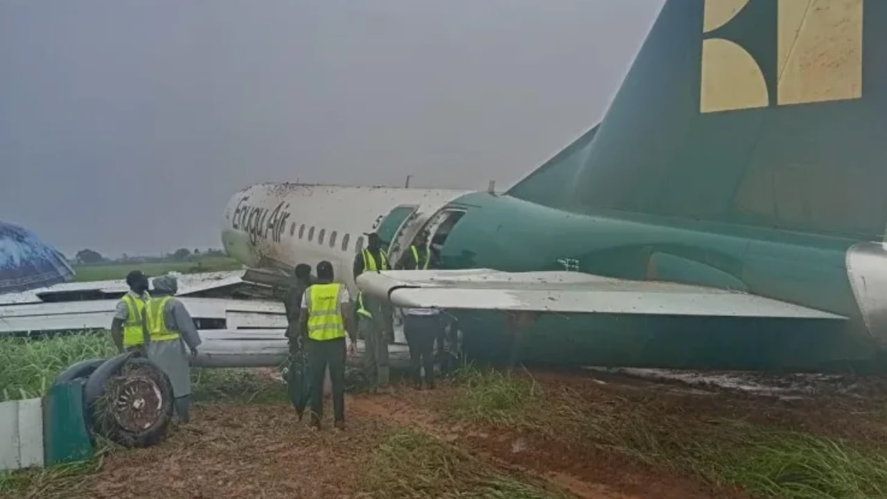 নাইজেরিয়ায় বিমান দুর্ঘটনা, অল্পের জন্য রক্ষা পেলেন ৬৮ যাত্রী