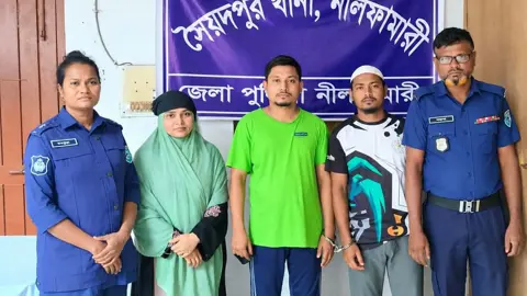 কিশোরীর বিরুদ্ধে আপত্তিকর পোস্ট, সাইবার আইনে স্বামী-স্ত্রী ও দেবর গ্রেপ্তার

