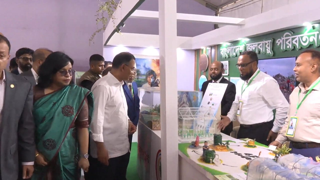 জলবায়ু-সহিষ্ণু ফসল নিয়ে নোবিপ্রবি অধ্যাপকের গবেষণা