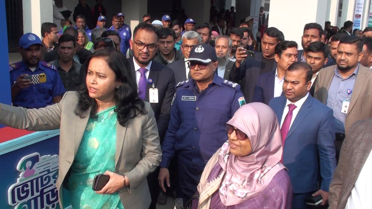 ‘হ্যাঁ’ ভোট দিয়ে আমরা স্বপ্ন বাস্তবায়ন করব: স্বাস্থ্য উপদেষ্টা