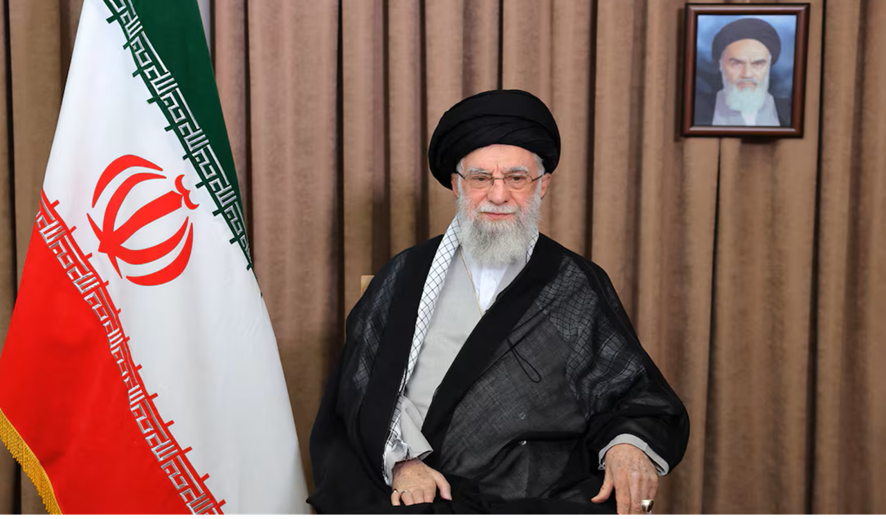 ইরানে সরকার পরিবর্তন হলে নেতৃত্ব কে নেবে?