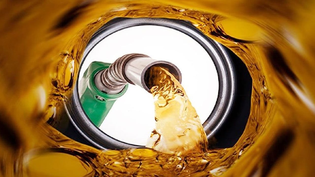 আজ থেকে মিলছে পর্যাপ্ত পরিমাণ তেল