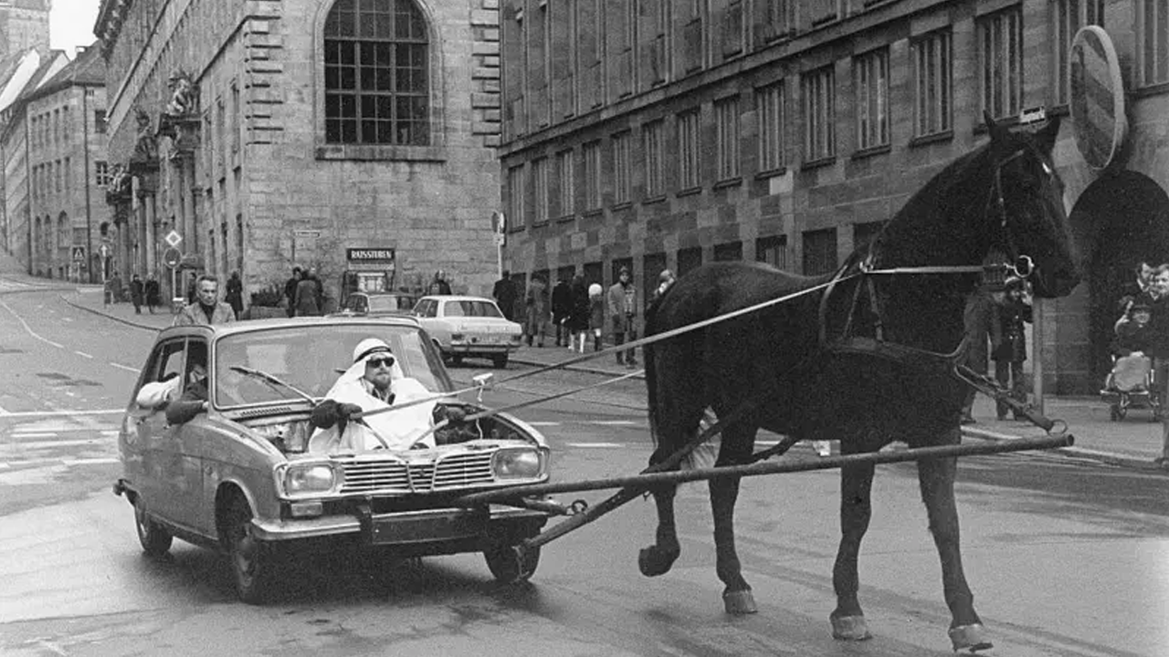 ১৯৭০-এর দশকে জ্বালানি তেল সংকটের সময় কী হয়েছিল?